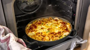 « Je le prépare chaque dimanche en hiver » : mon gratin patates-choux de Bruxelles a conquis toute ma famille